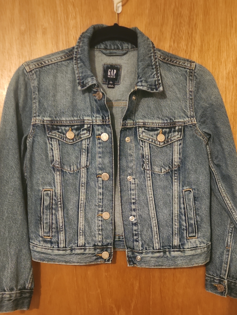 GAP Women's Light Blue Washed Denim Jacket